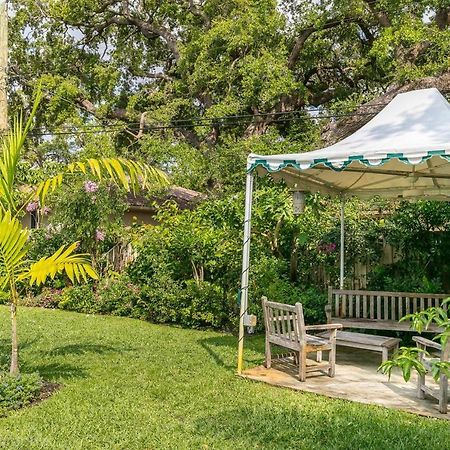 Floral Oasis Fort Lauderdale Exterior photo